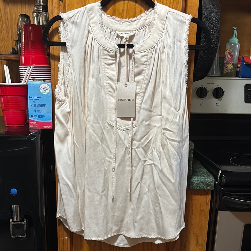 ee:some blouse